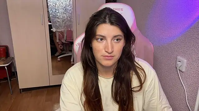 Katrin  kiss online show from July 16, 8:59 pm