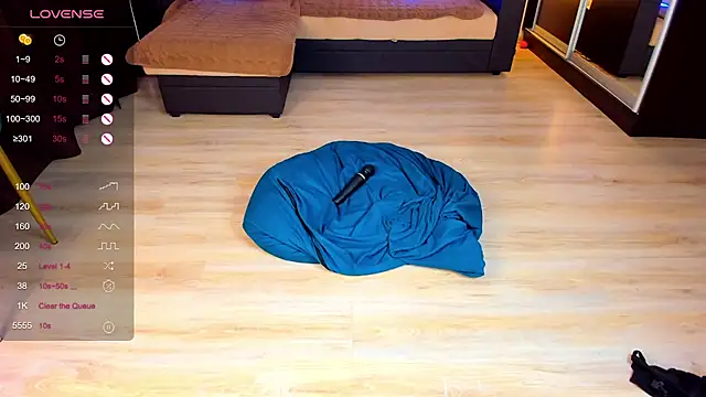 Carolina bby online show from March 20, 1:46 am