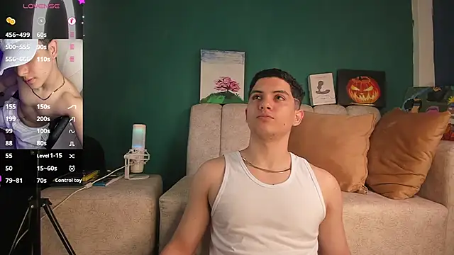 Snapshot of Brat_ chatting on February 21, 6:15 pm Brat online show from February 21, 6:15 pm