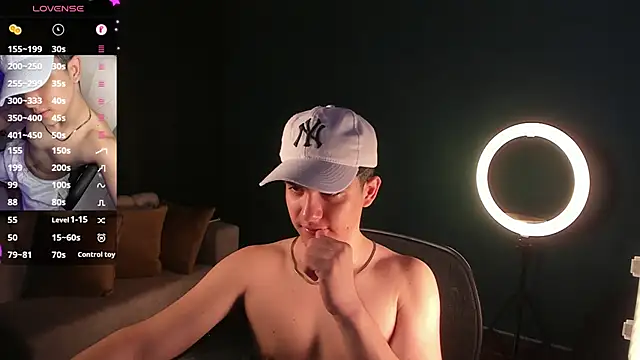 Snapshot of Brat_ chatting on February 27, 3:15 pm Brat online show from February 27, 3:15 pm