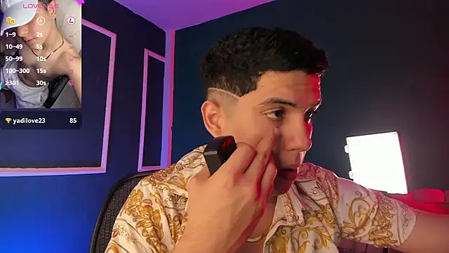 Snapshot of Brat_ chatting on March 5, 6:12 pm Brat online show from March 5, 6:12 pm