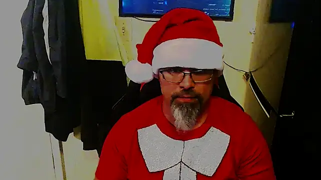 KrazyLegz online show from December 24, 8:05 pm