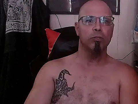 KrazyLegz online show from September 14, 5:56 pm