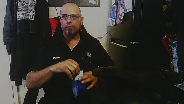 KrazyLegz online show from September 25, 9:18 pm