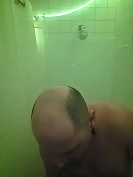 KrazyLegz online show from February 18, 3:02 am