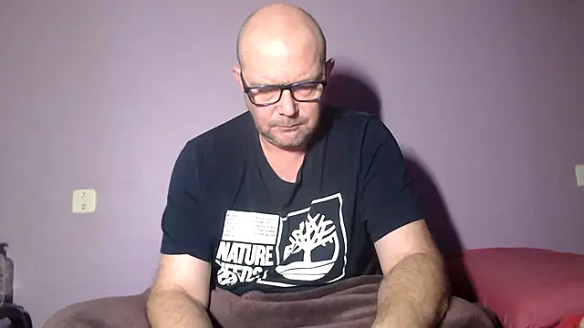 hairy orbite online show from December 5, 3:09 pm