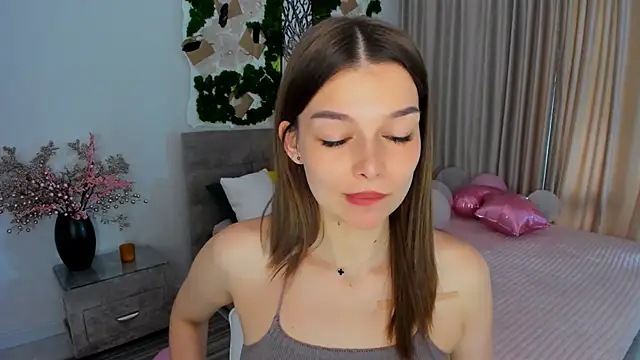 ContinentOfTranquility online show from February 26, 7:42 am