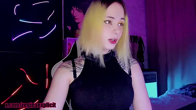 snake  bites online show from October 2, 9:11 pm