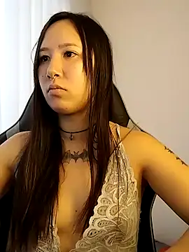 Japabaixinha online show from February 5, 8:35 pm