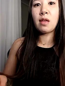 Japabaixinha online show from February 13, 3:50 am