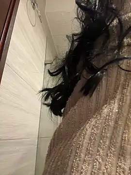 keilelewis online show from September 18, 1:18 am