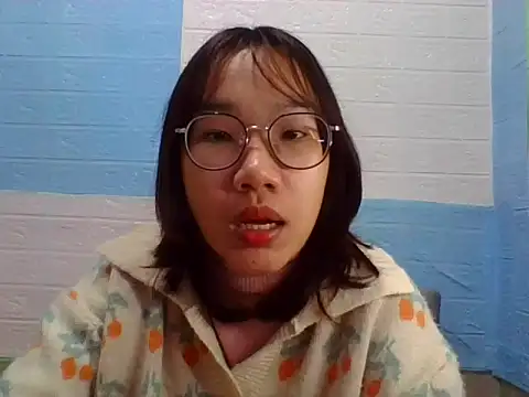 Snapshot of Nanoko chatting on January 11, 11:26 am Nanoko online show from January 11, 11:26 am