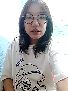 Snapshot of Nanoko chatting on April 1, 4:37 pm Nanoko online show from April 1, 4:37 pm