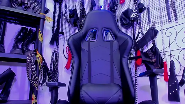 Agatha BDSM online show from February 6, 9:06 pm