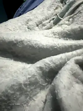 Snapshot of Your_love39 chatting on December 23, 7:17 am Your love39 online show from December 23, 7:17 am