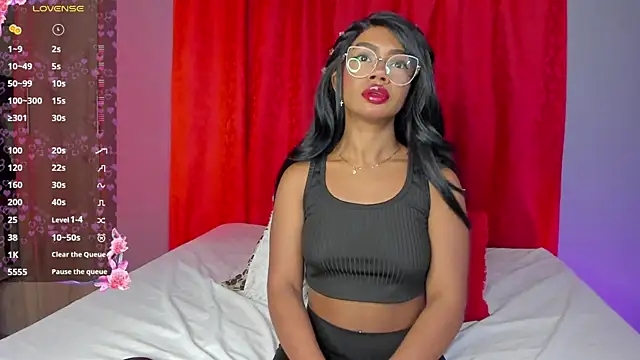 EmmaSmith06 online show from December 20, 5:31 pm