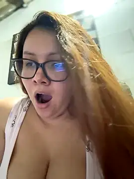 solecito 22 online show from October 15, 4:45 am