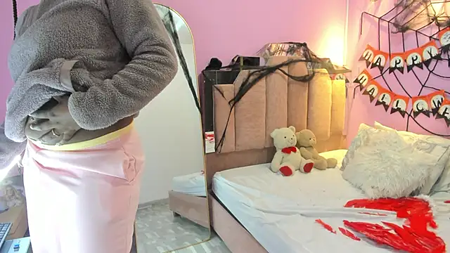 LoveQueen2 online show from October 24, 11:39 am