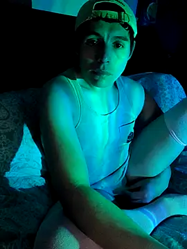 Snapshot of CloudyBoy_Toy chatting on March 5, 2:56 pm CloudyBoy Toy online show from March 5, 2:56 pm