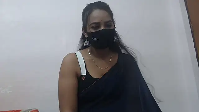 wildbabes online show from October 15, 3:45 pm