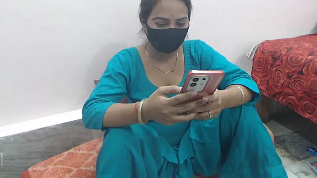 wildbabes online show from May 24, 7:08 pm
