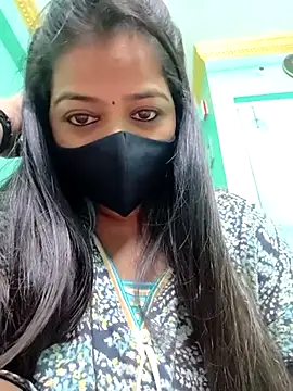 Monalisa Singh online show from October 8, 5:32 pm