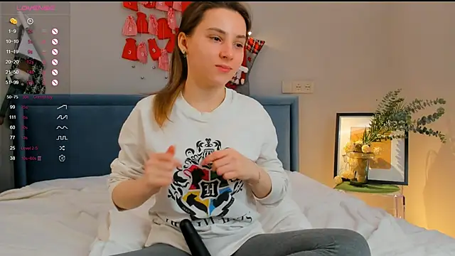 DonnaBurkee online show from January 18, 4:10 pm