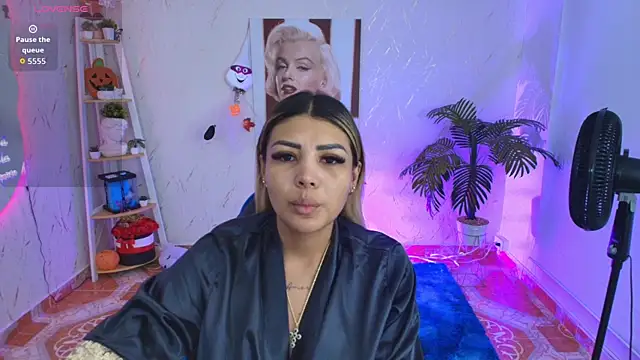 SALOOMEE   online show from November 12, 11:10 am