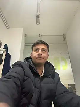 Nicolds14 online show from November 20, 8:08 pm