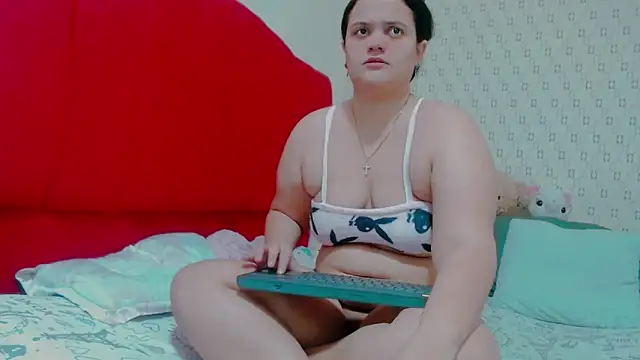 brunnette hot online show from February 1, 10:59 am