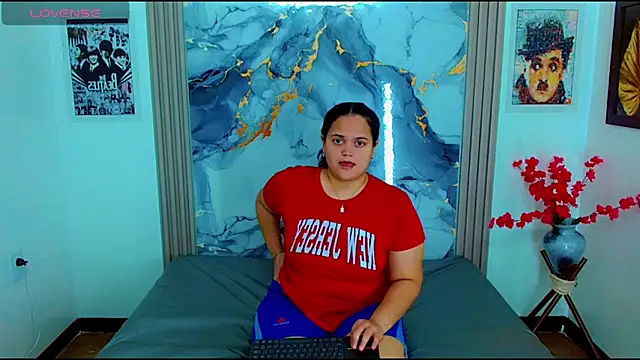 brunnette hot online show from May 4, 11:28 am