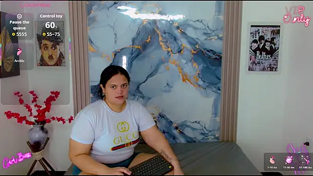 brunnette hot online show from May 5, 11:07 am