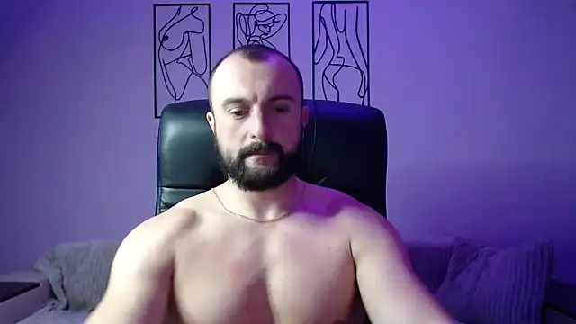 brindlefly6969 online show from February 5, 2:37 pm