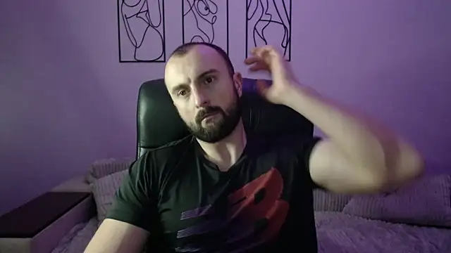 brindlefly6969 online show from November 5, 11:43 am