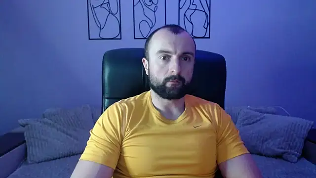 brindlefly6969 online show from February 20, 11:54 am