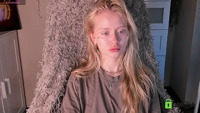 MalenaErnman online show from October 9, 10:35 am