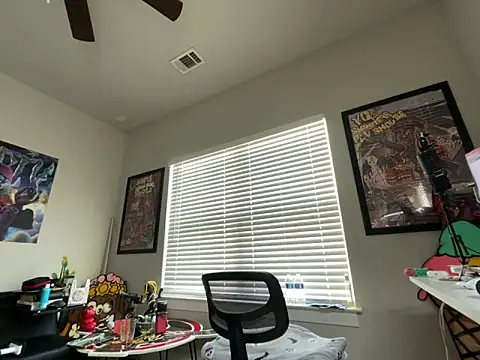 Snapshot of 4EVAGLACIERS chatting on May 15, 2:57 pm 4EVAGLACIERS online show from May 15, 2:57 pm