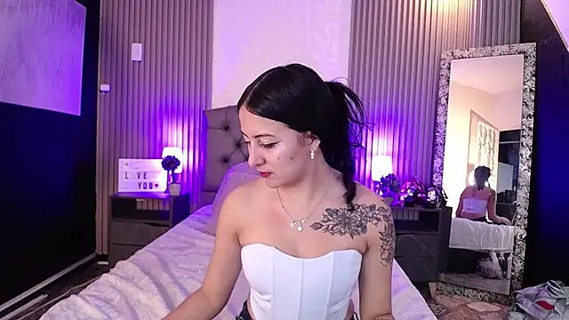 Snapshot of isabella_smith_ chatting on December 26, 7:38 pm isabella smith online show from December 26, 7:38 pm