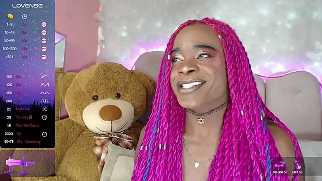 puca ebony online show from January 20, 7:25 pm