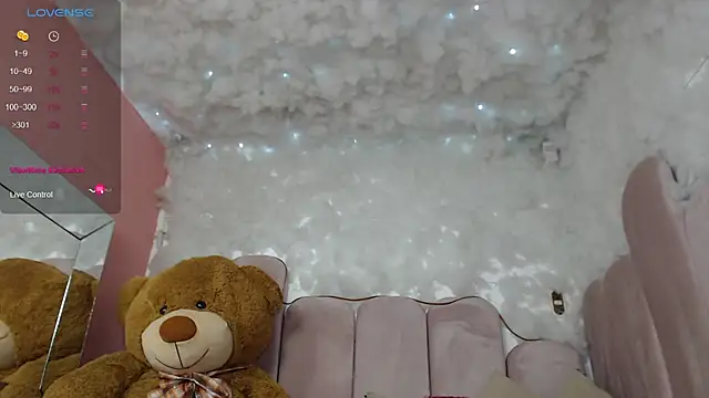 puca ebony online show from January 27, 4:22 pm