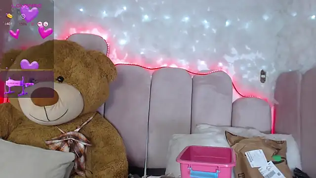 puca ebony online show from February 14, 1:45 am