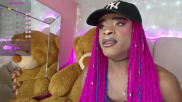 puca ebony online show from February 15, 4:23 pm