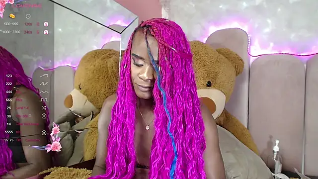 puca ebony online show from March 19, 1:54 am