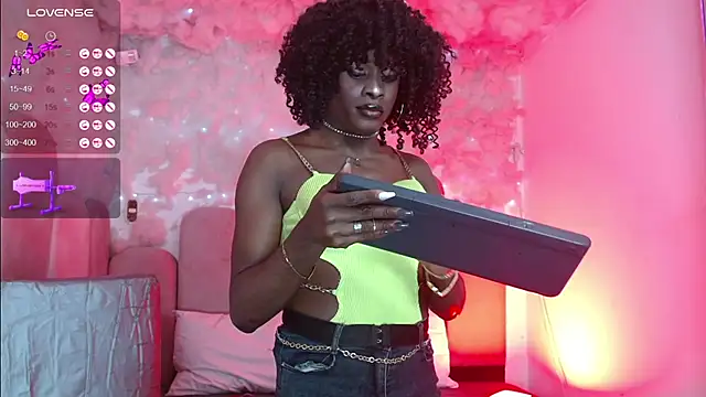 puca ebony online show from May 7, 5:07 pm