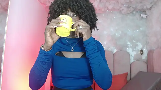 puca ebony online show from July 25, 5:10 pm