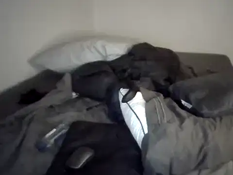 Iliketocooksquirt25 online show from March 13, 1:07 pm