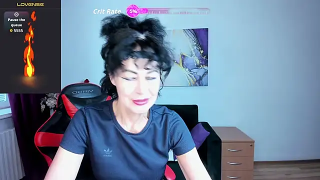 Silvia Wallec online show from June 17, 5:43 am