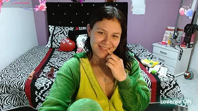 soniafuckboobs online show from March 19, 9:48 pm
