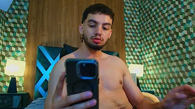 Michael magno online show from October 30, 7:47 pm