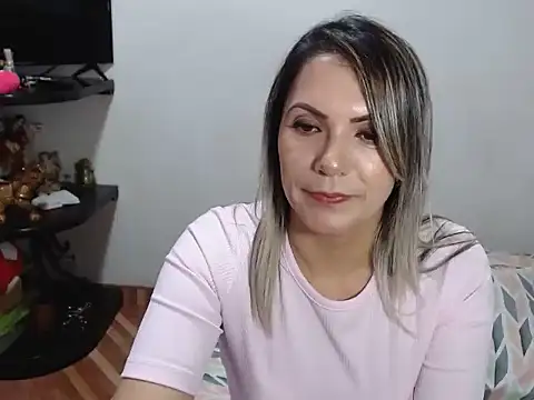 Chantal hott online show from February 15, 7:50 pm